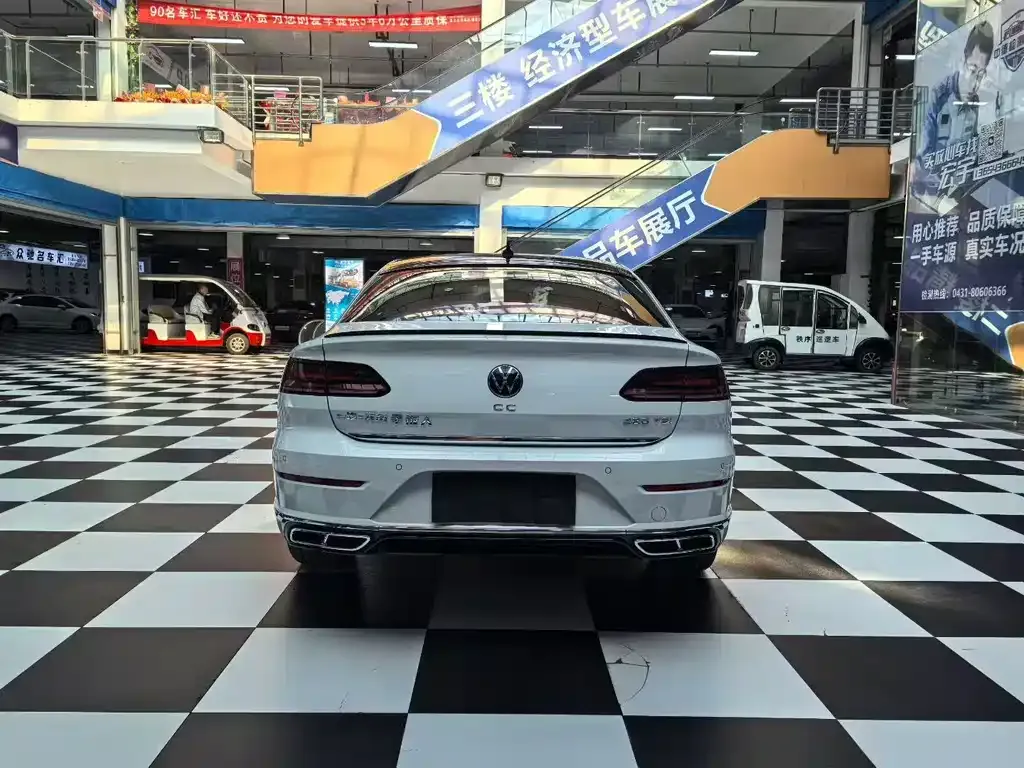 Volkswagen CC 2022 из CN, фото 8