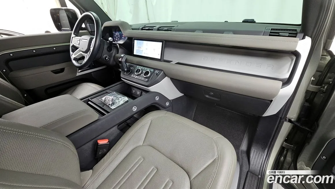 Land Rover Defender 2022 из KR, фото 7