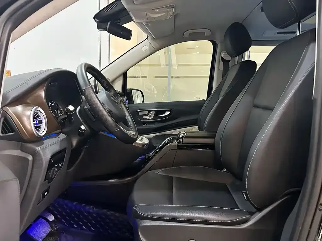 Mercedes-Benz Vito 2023 из CN, фото 7
