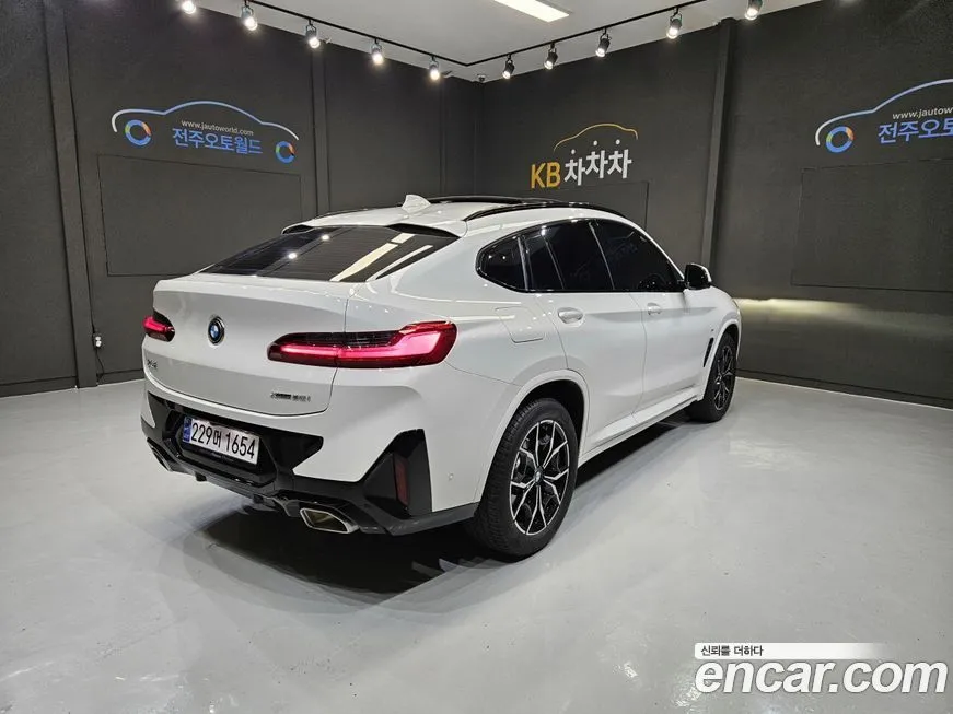 BMW X4 — фото 2