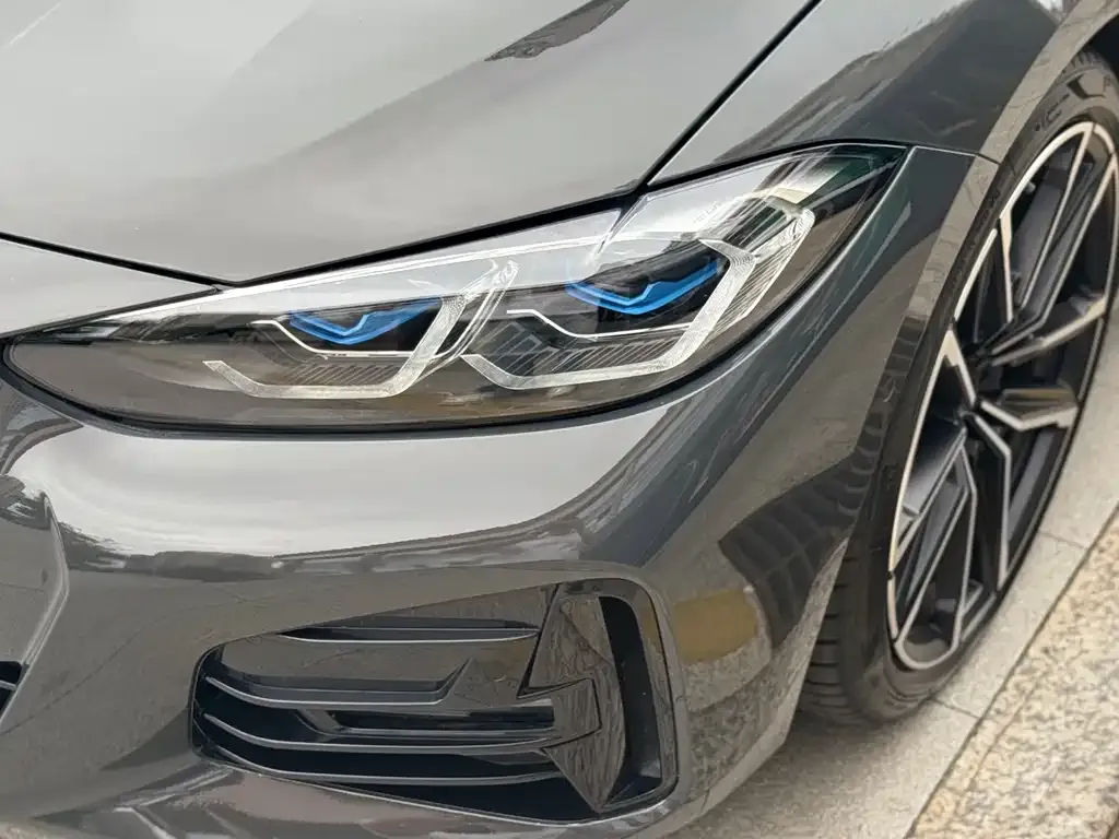 BMW 4 Series 2023 из CN, фото 4