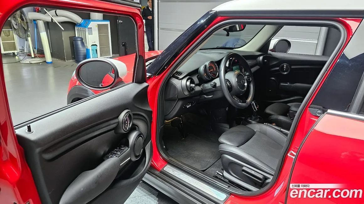 Mini Cooper 2021 из KR, фото 10