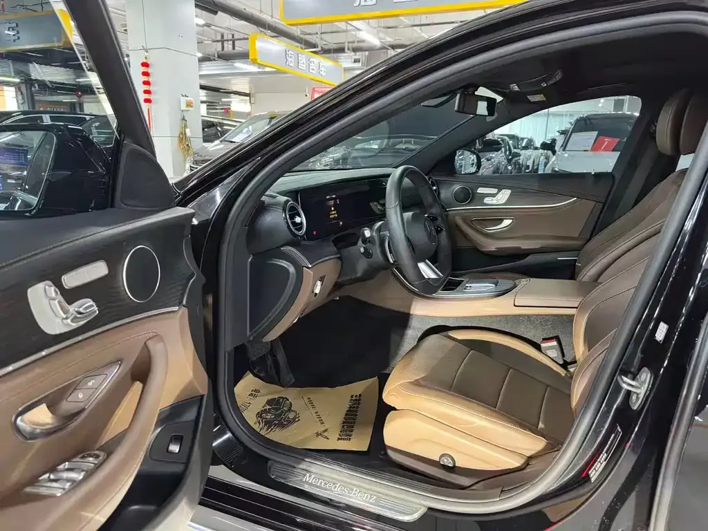 Mercedes-Benz E-Class 2022 из CN, фото 4