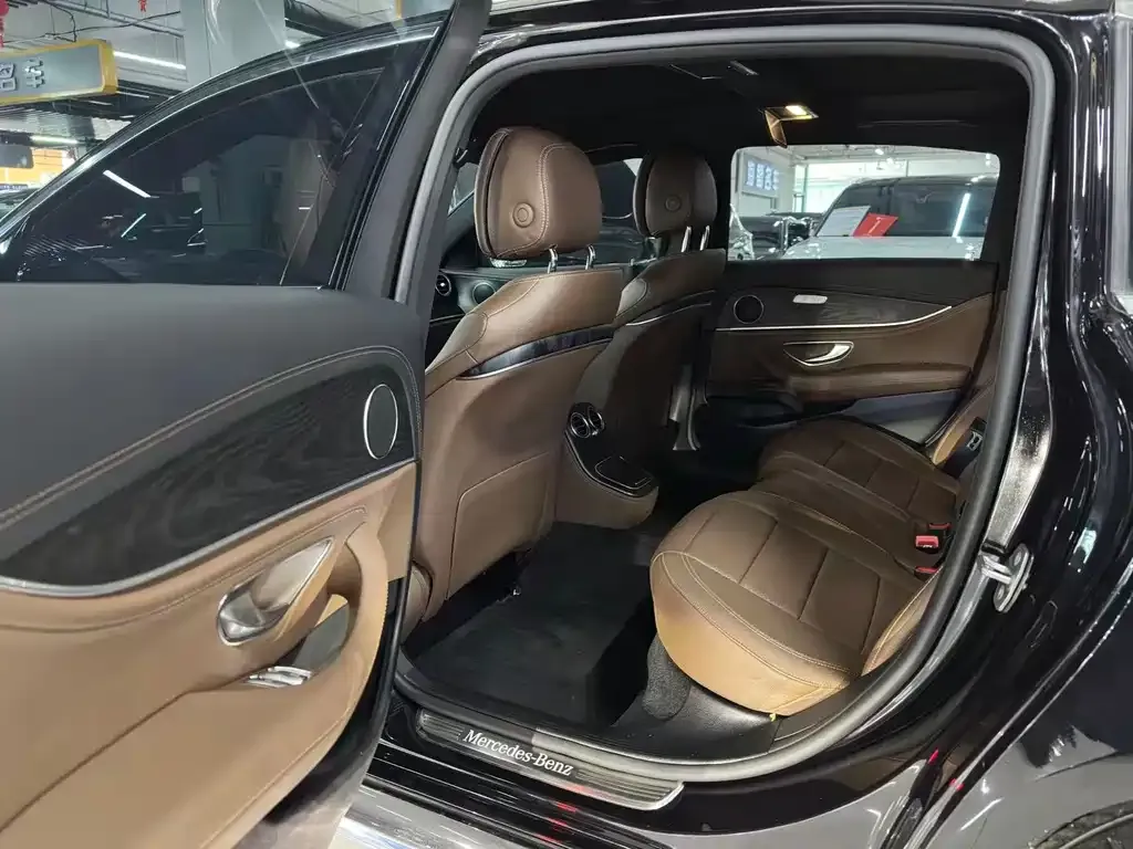 Mercedes-Benz E-Class 2022 из CN, фото 5