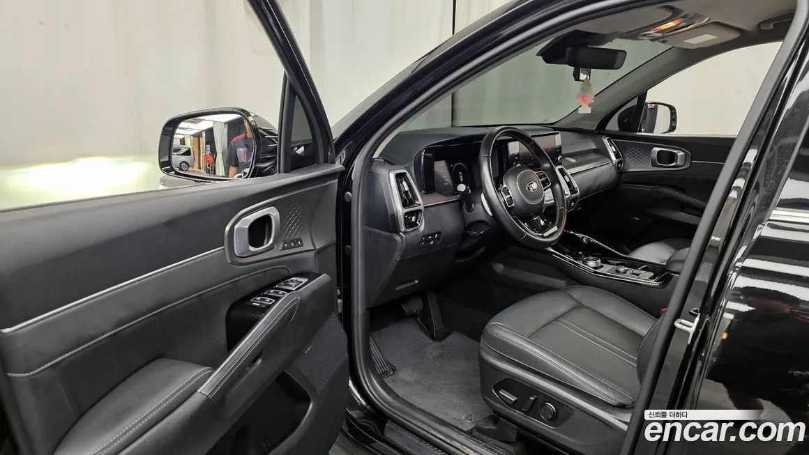 Kia Sorento — фото 10
