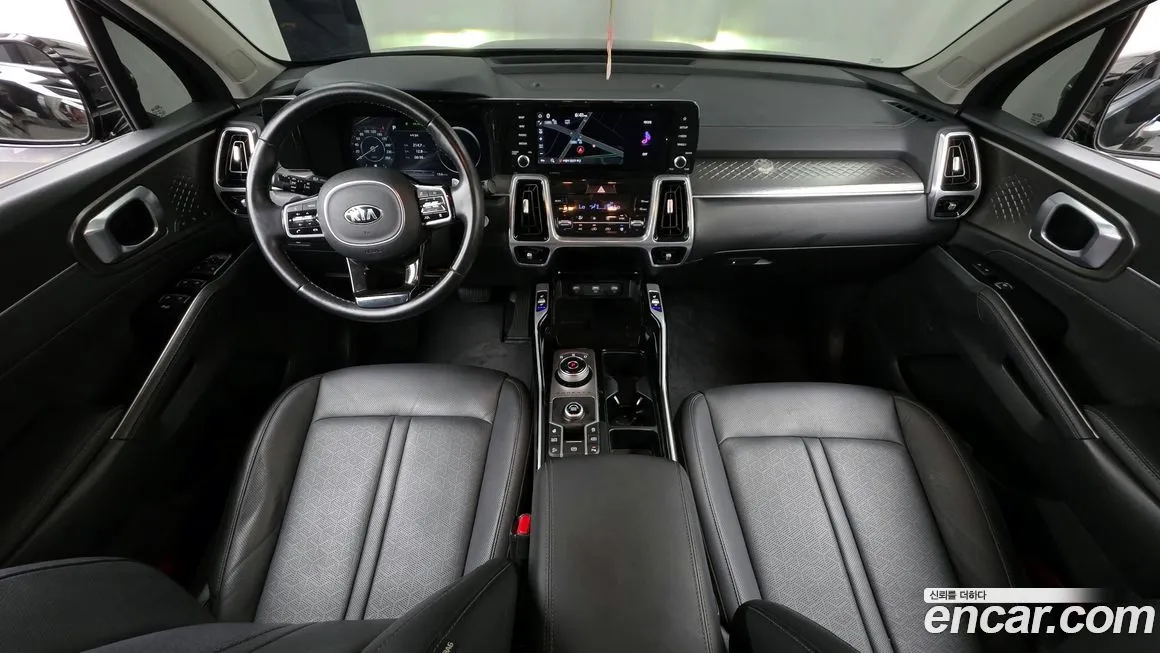 Kia Sorento — фото 7