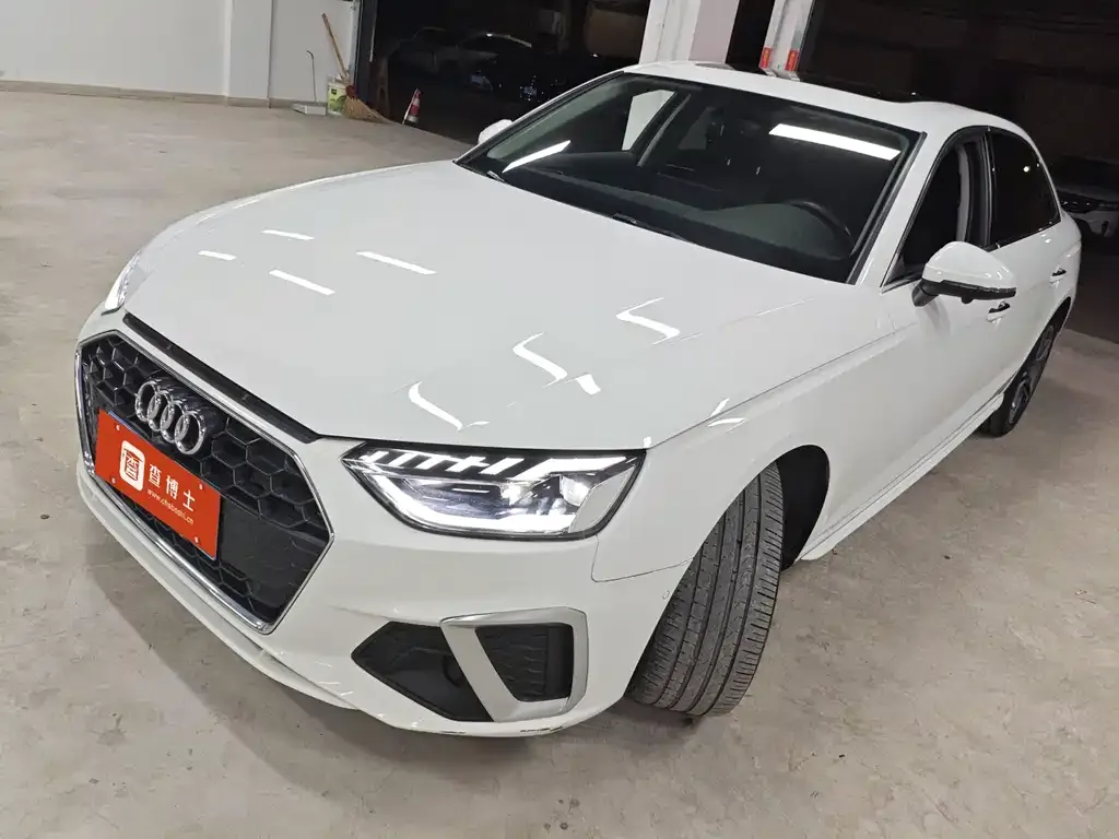 Audi A4L 2021 из CN, фото 1