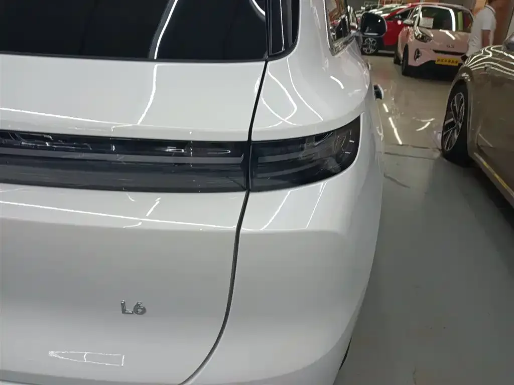 Li Auto L6 2024 из CN, фото 8