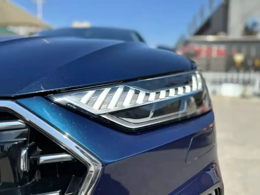Audi A7L 2023 из CN, фото 9