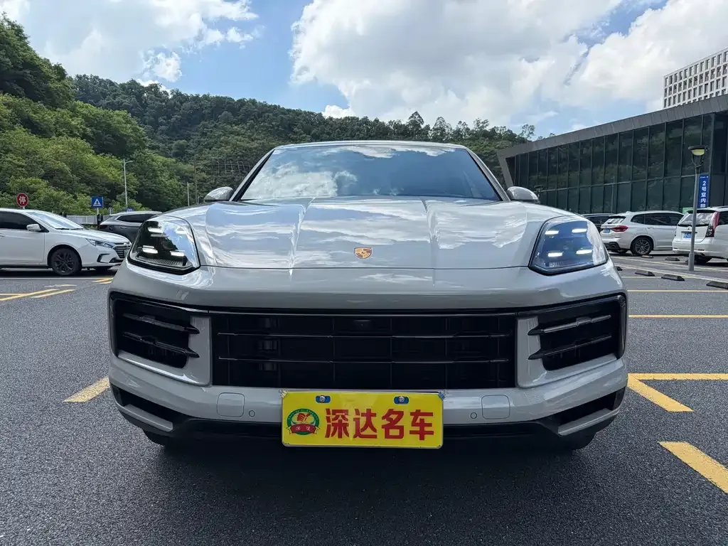 Porsche Cayenne 2024 из CN, фото 1