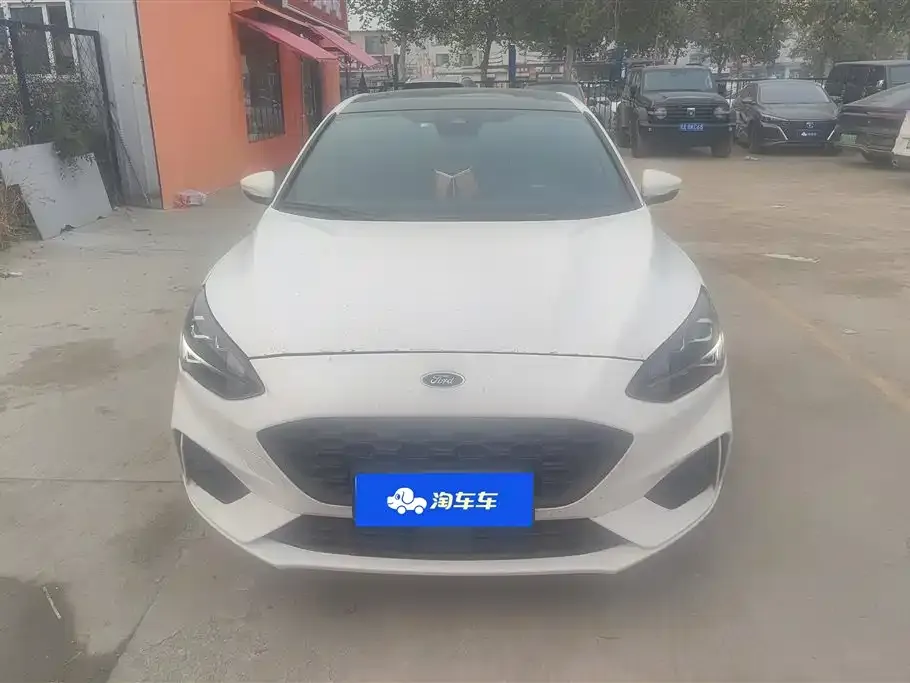 Ford Focus 2021 из CN, фото 2