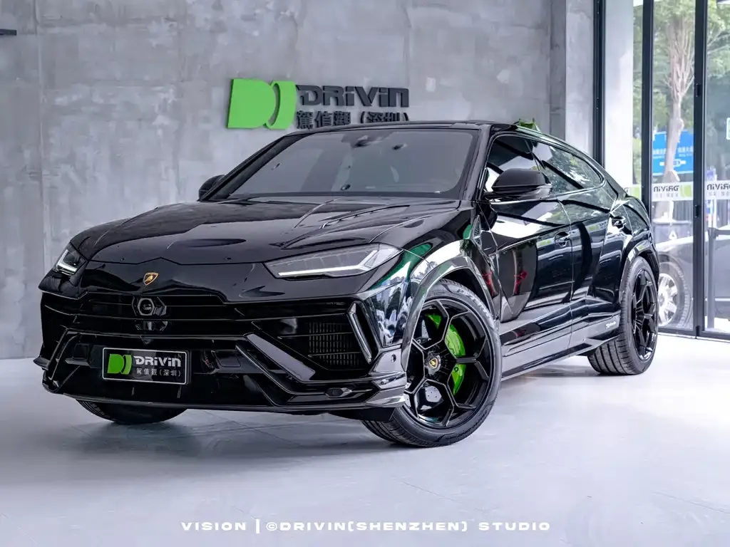 Lamborghini Urus 2023 из CN, фото 1