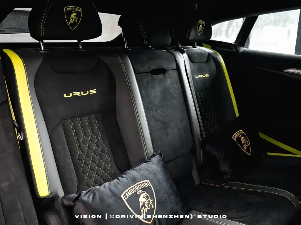 Lamborghini Urus 2023 из CN, фото 10