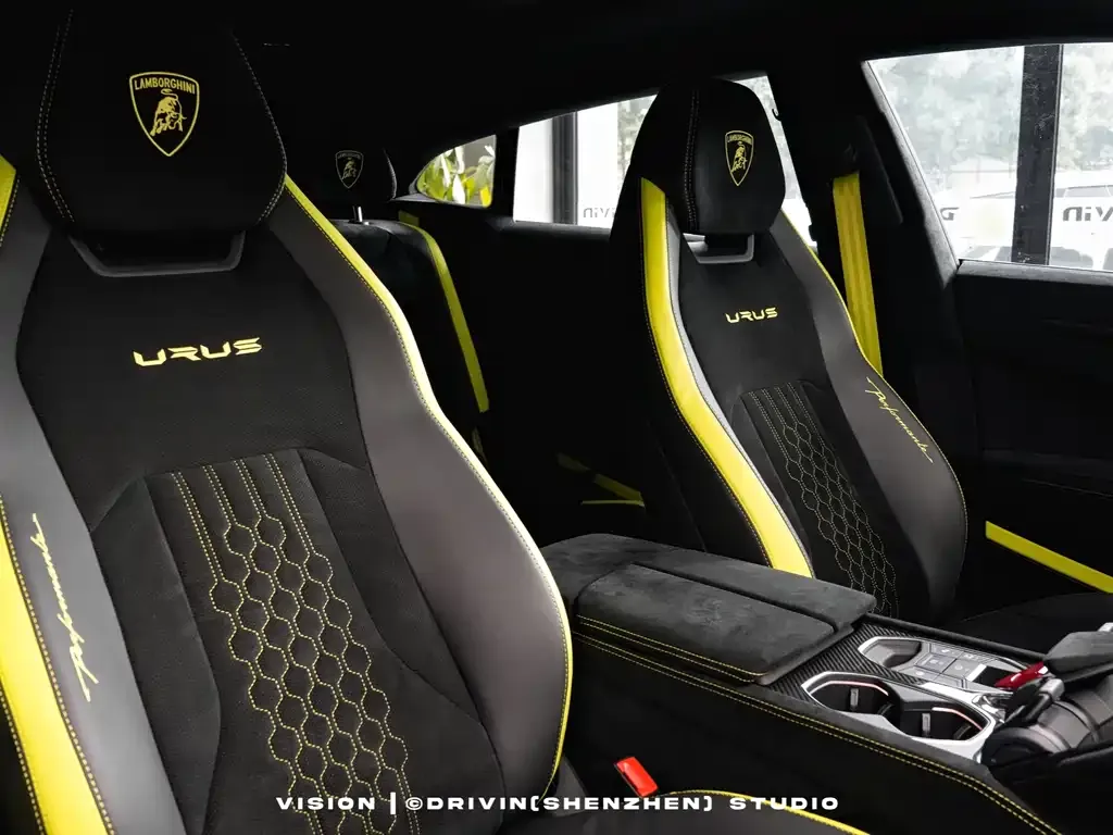 Lamborghini Urus 2023 из CN, фото 8