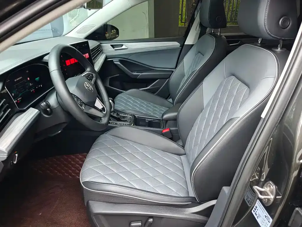 Volkswagen Sagitar 2023 из CN, фото 10