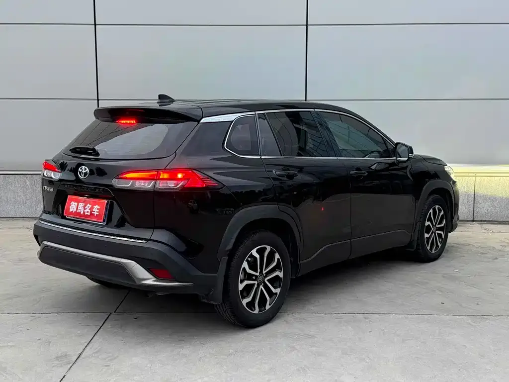 Toyota Frontlander 2023 из CN, фото 10