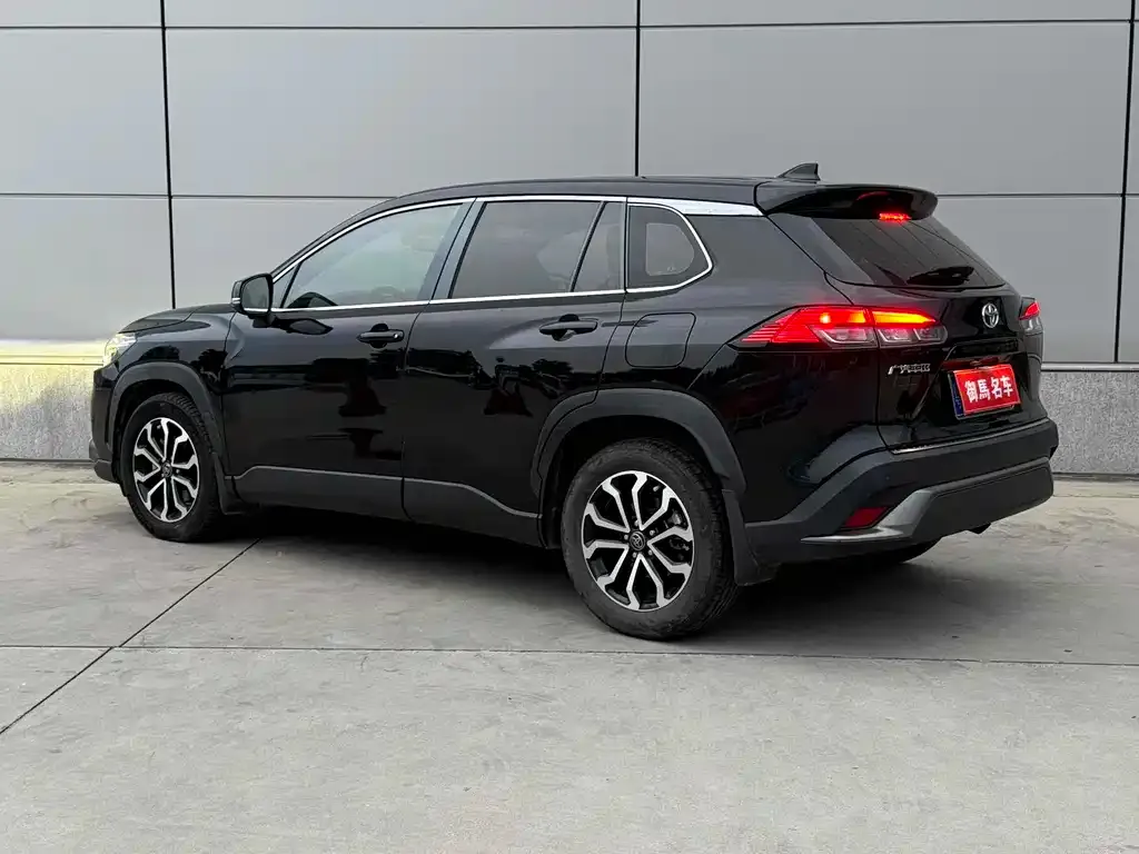 Toyota Frontlander 2023 из CN, фото 2