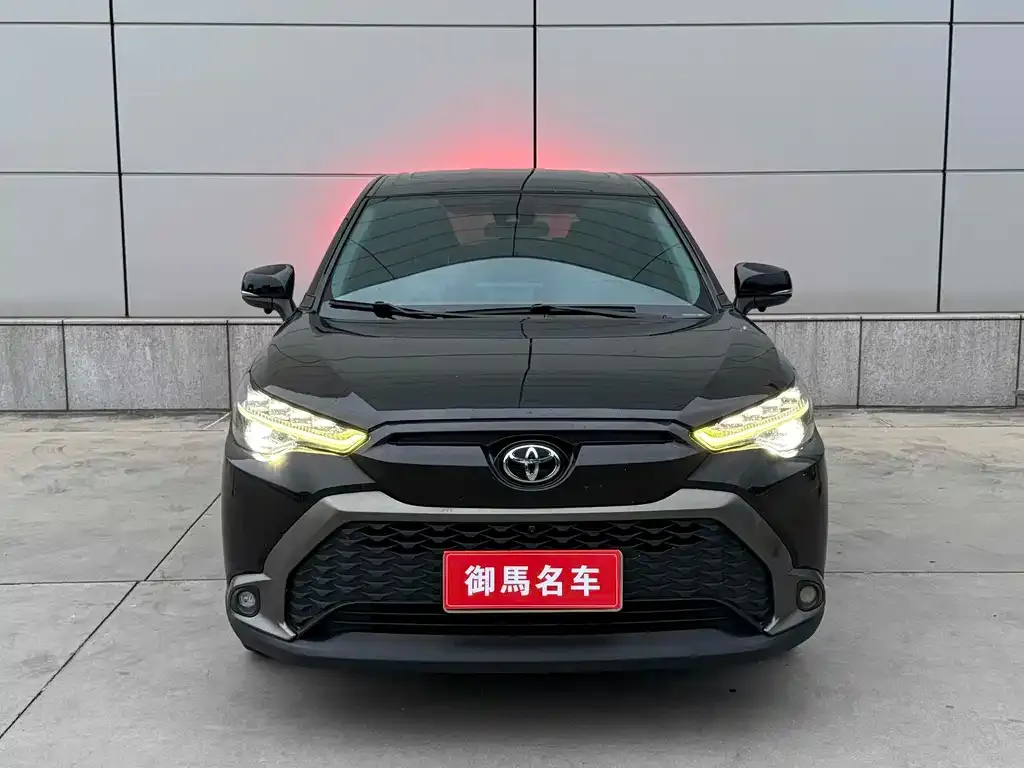 Toyota Frontlander 2023 из CN, фото 3
