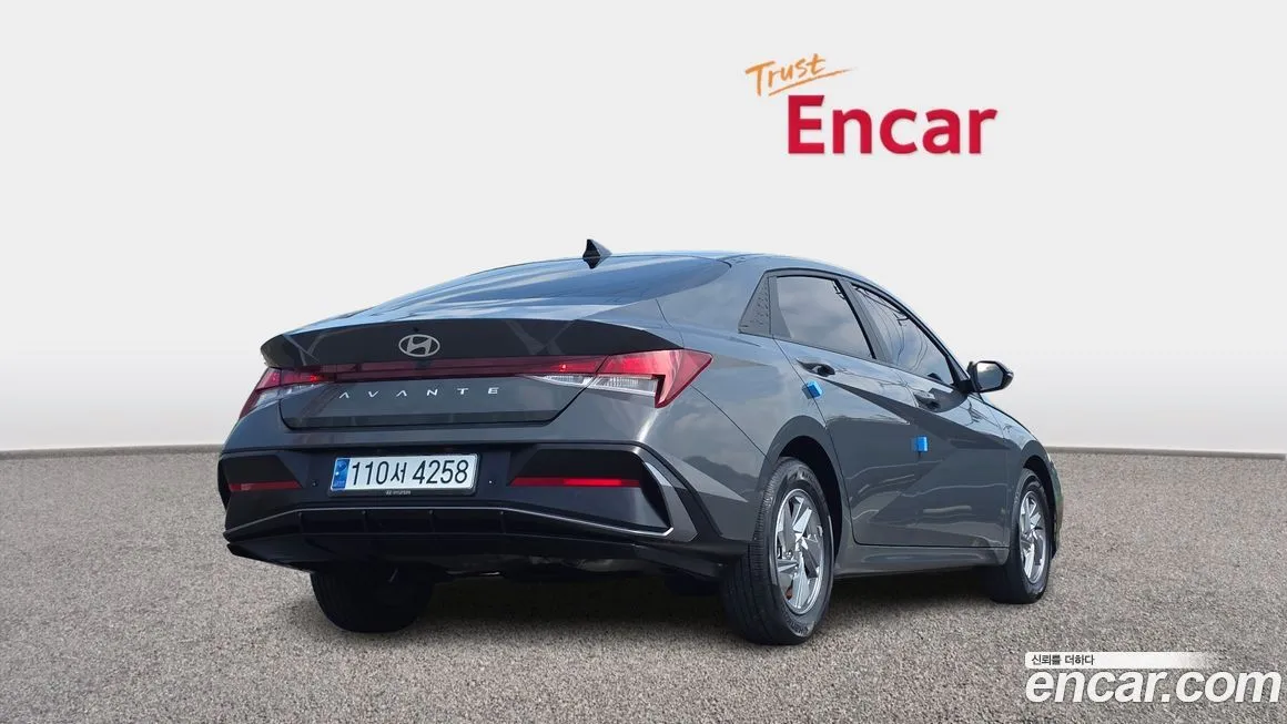Hyundai AVANTE — фото 2