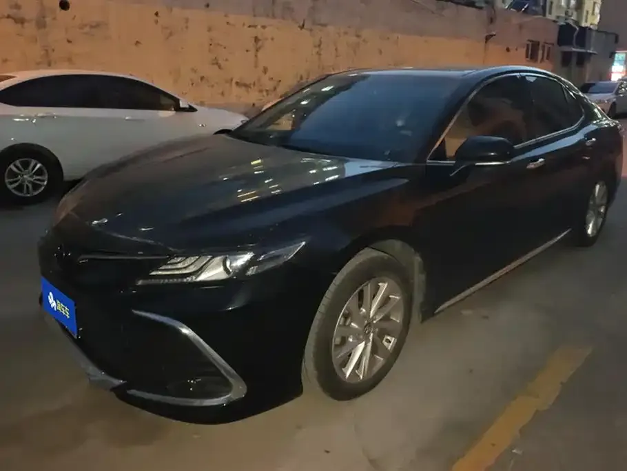 Toyota Camry 2023 из CN, фото 1