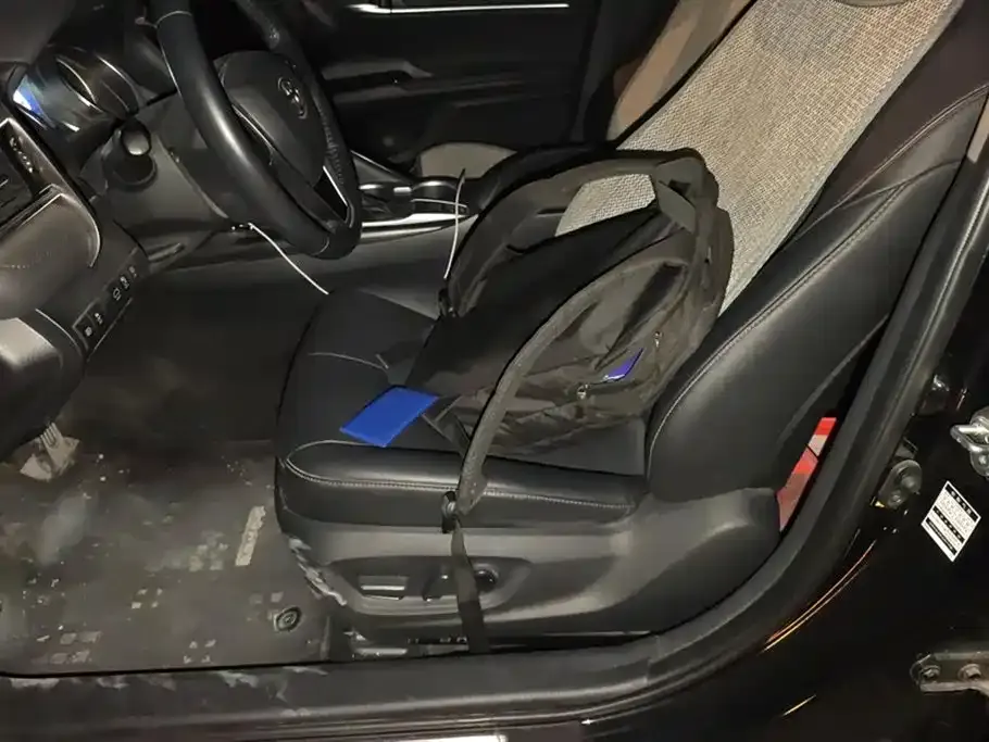 Toyota Camry 2023 из CN, фото 9