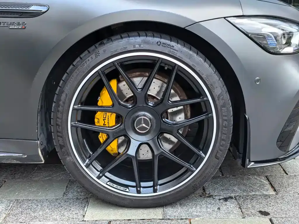 Mercedes-Benz AMG GT — фото 4