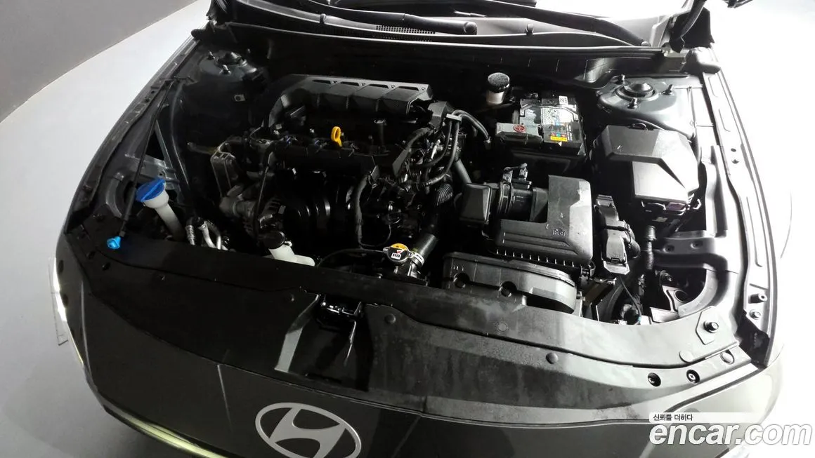 Hyundai AVANTE — фото 6