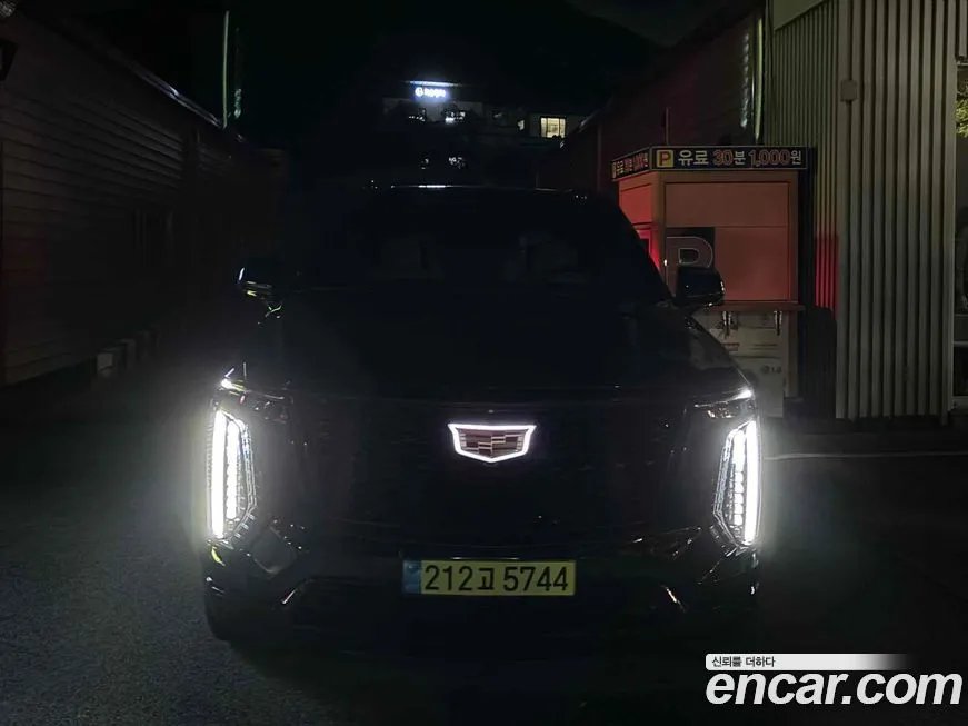 Cadillac Escalade 2025 из KR, фото 2