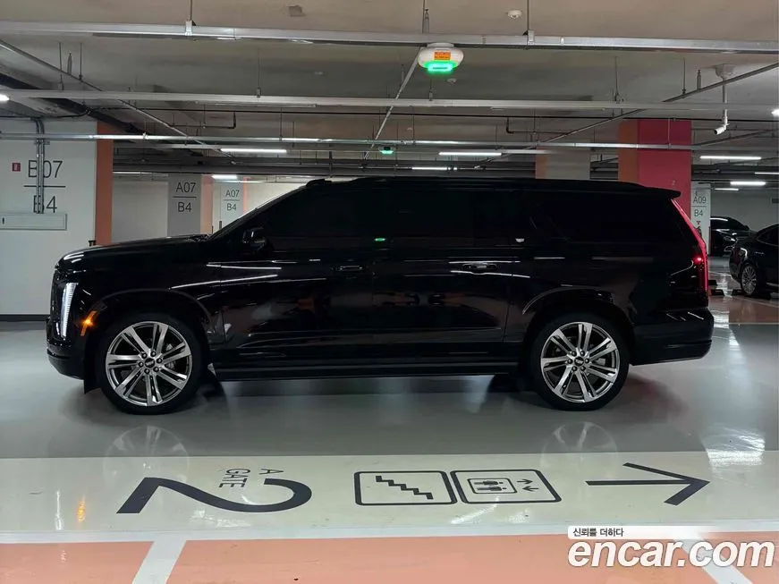 Cadillac Escalade 2025 из KR, фото 3
