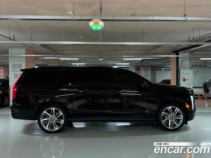 Cadillac Escalade 2025 из KR, фото 7