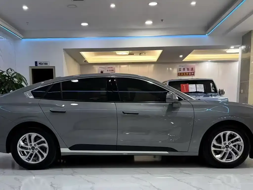 Ford Mondeo 2024 из CN, фото 3