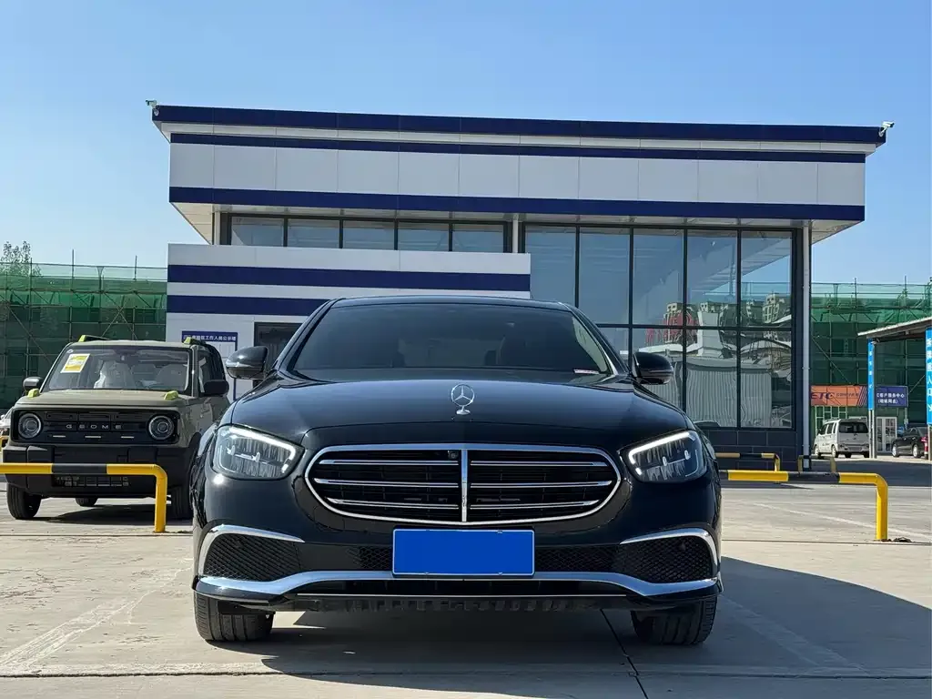 Mercedes-Benz E-Class 2022 из CN, фото 2