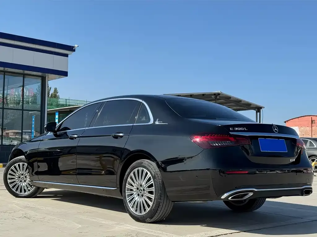 Mercedes-Benz E-Class 2022 из CN, фото 4