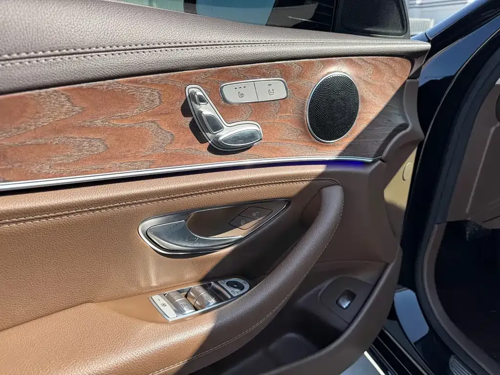Mercedes-Benz E-Class 2022 из CN, фото 9