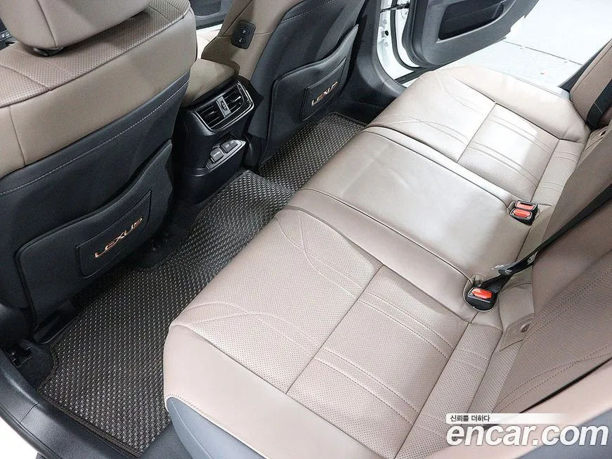 Lexus ES 2025 из KR, фото 10