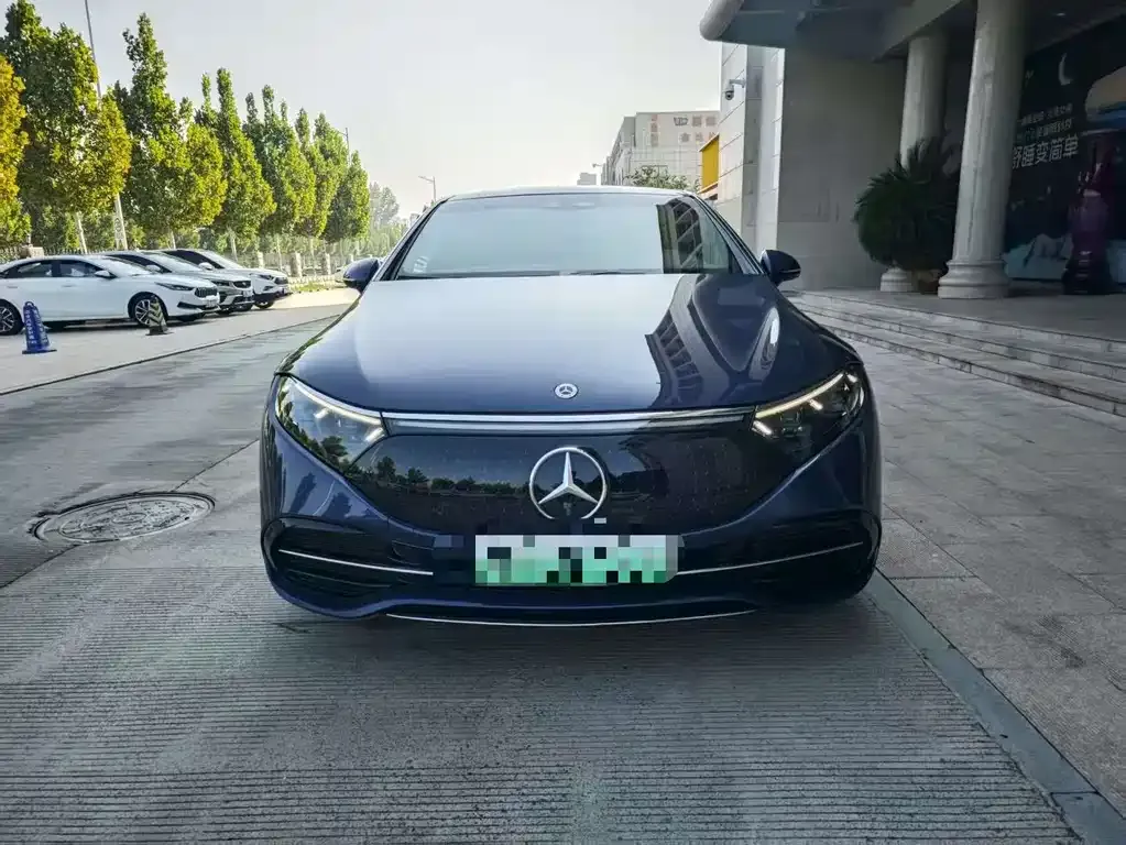 Mercedes-Benz EQS 2023 из CN, фото 2