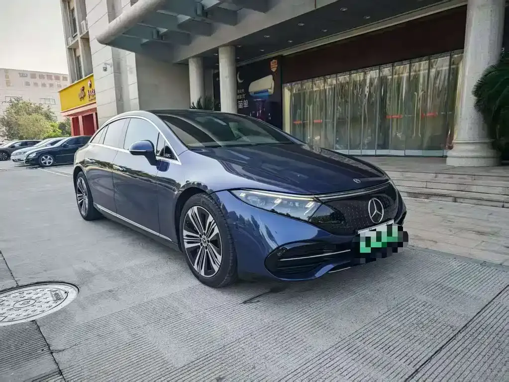 Mercedes-Benz EQS 2023 из CN, фото 3