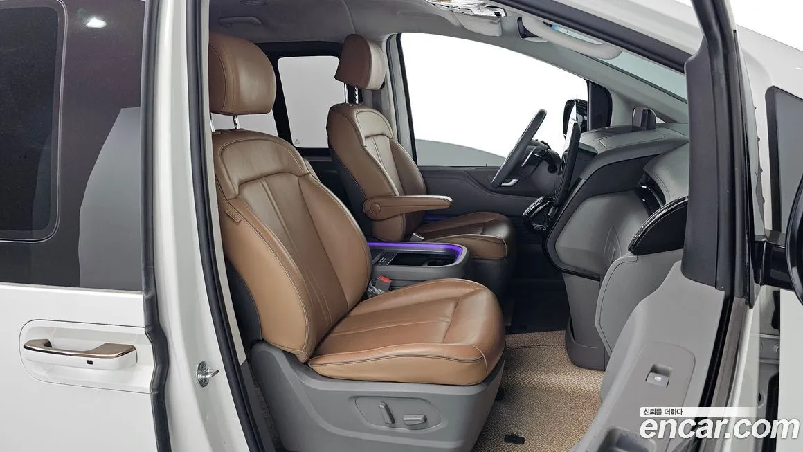 Hyundai Staria 2023 из KR, фото 10