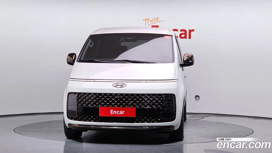 Hyundai Staria 2023 из KR, фото 3
