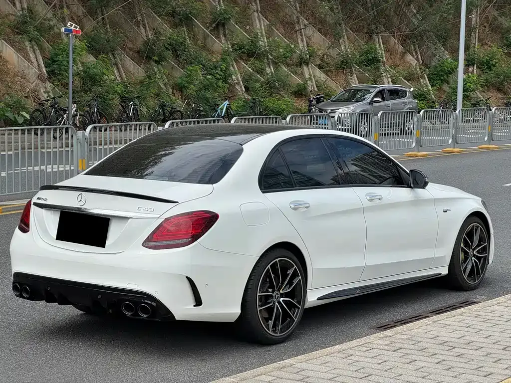 Mercedes-Benz C-Class AMG — фото 5