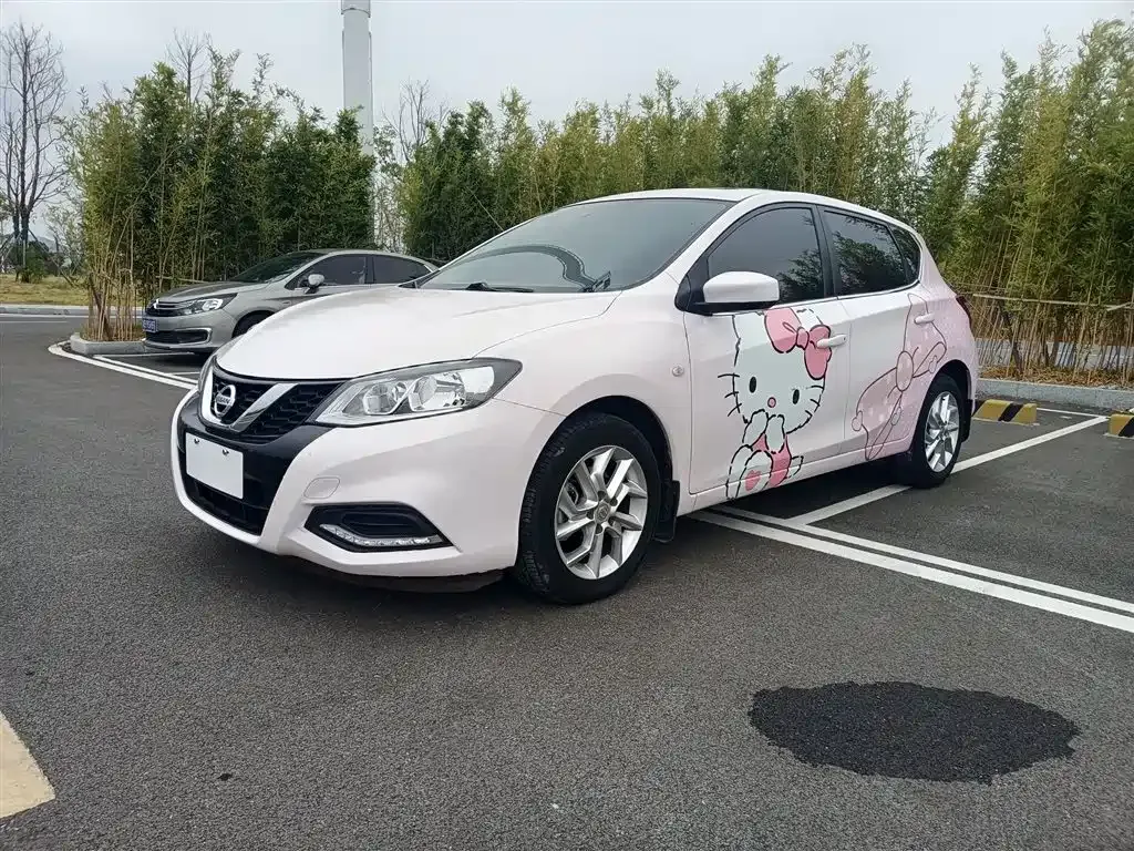 Nissan Tiida 2022 из CN, фото 2