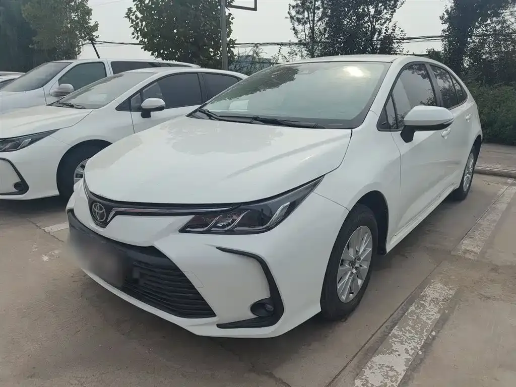 Toyota Corolla 2024 из CN, фото 2