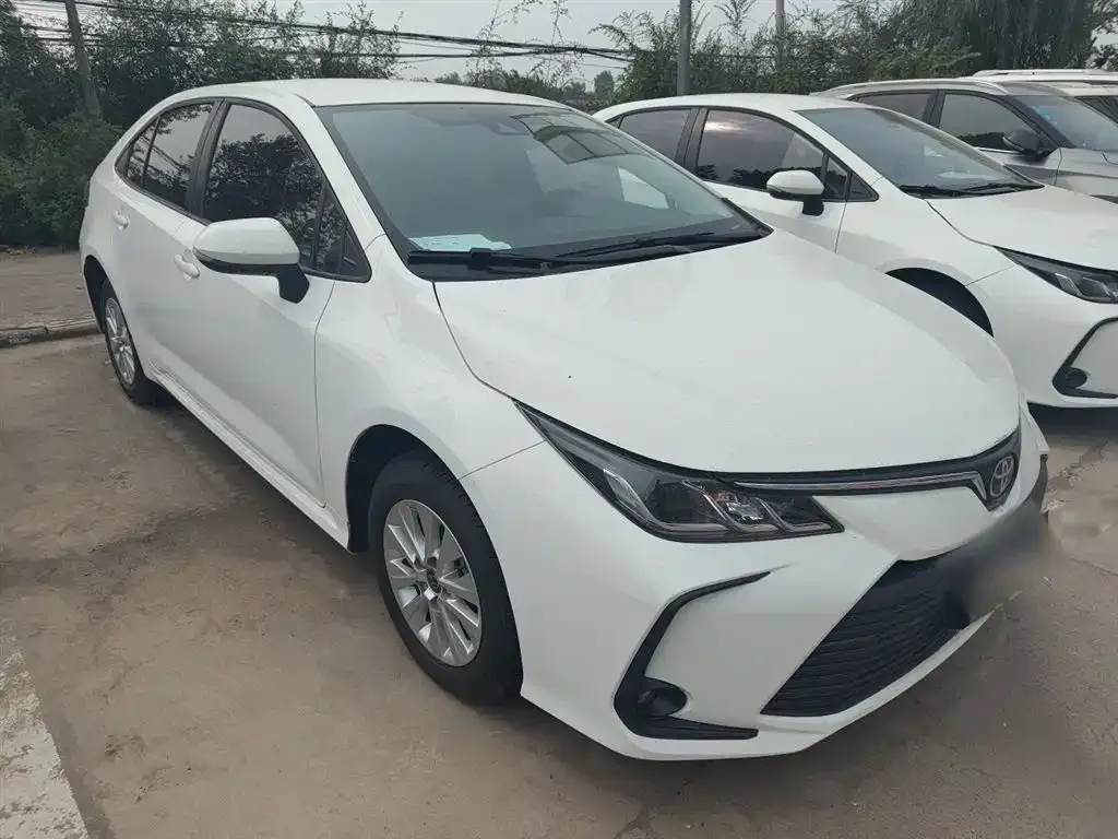 Toyota Corolla 2024 из CN, фото 4