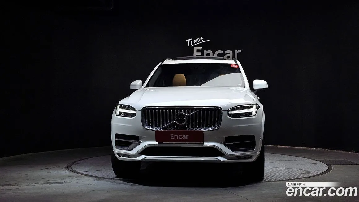 Volvo XC90 — фото 3