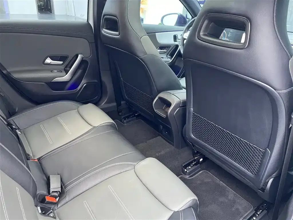 Mercedes-Benz A-Class AMG (Import) 2023 из CN, фото 8
