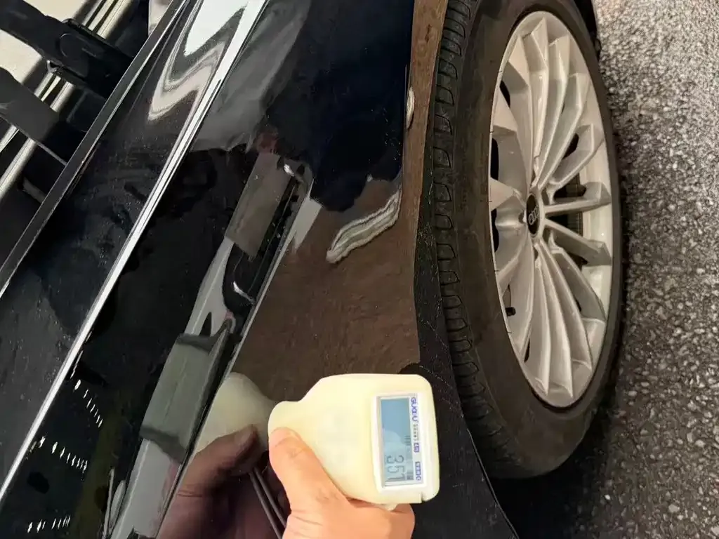 Audi A8 2022 из CN, фото 4