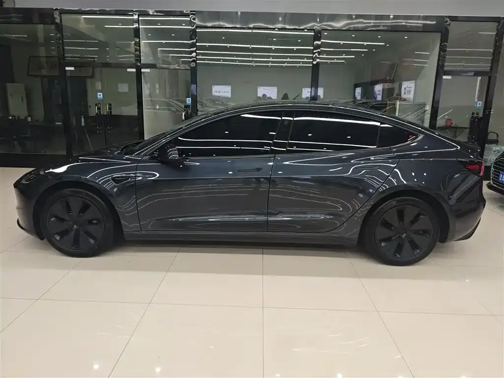 Tesla Model 3 2024 из CN, фото 5