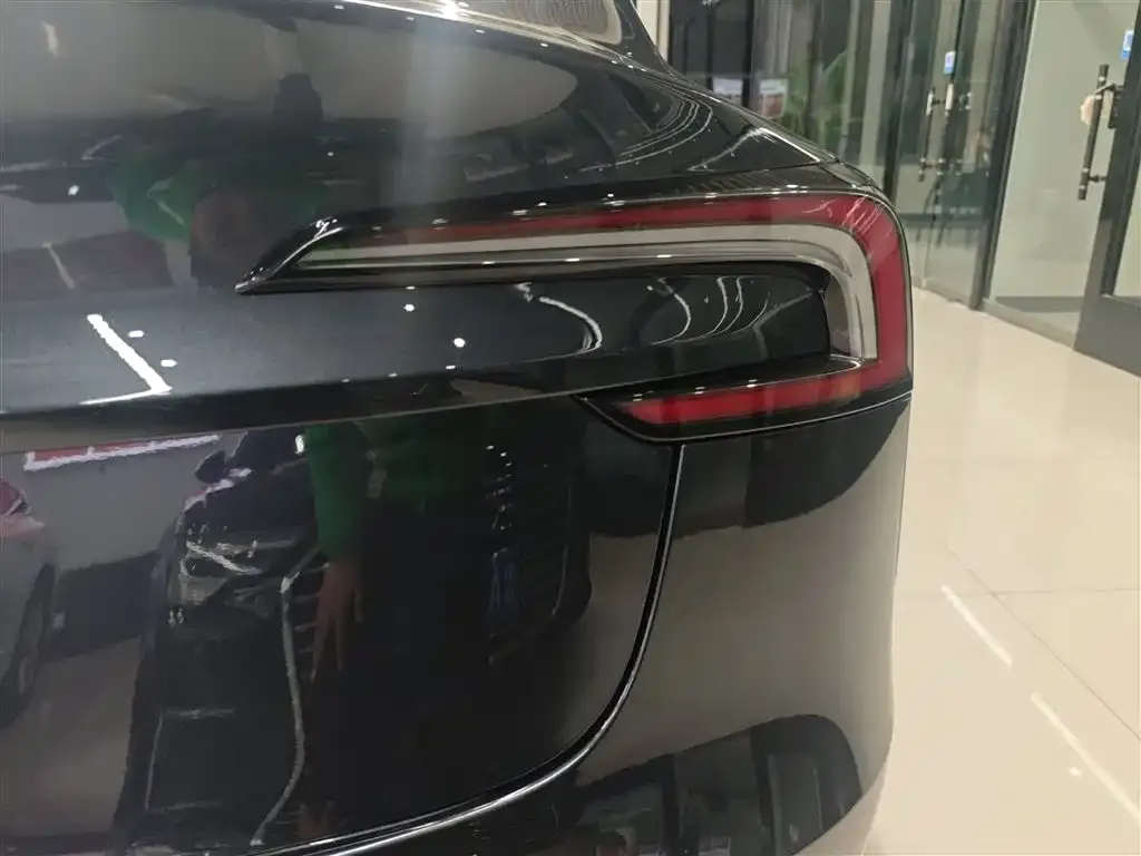Tesla Model 3 2024 из CN, фото 8