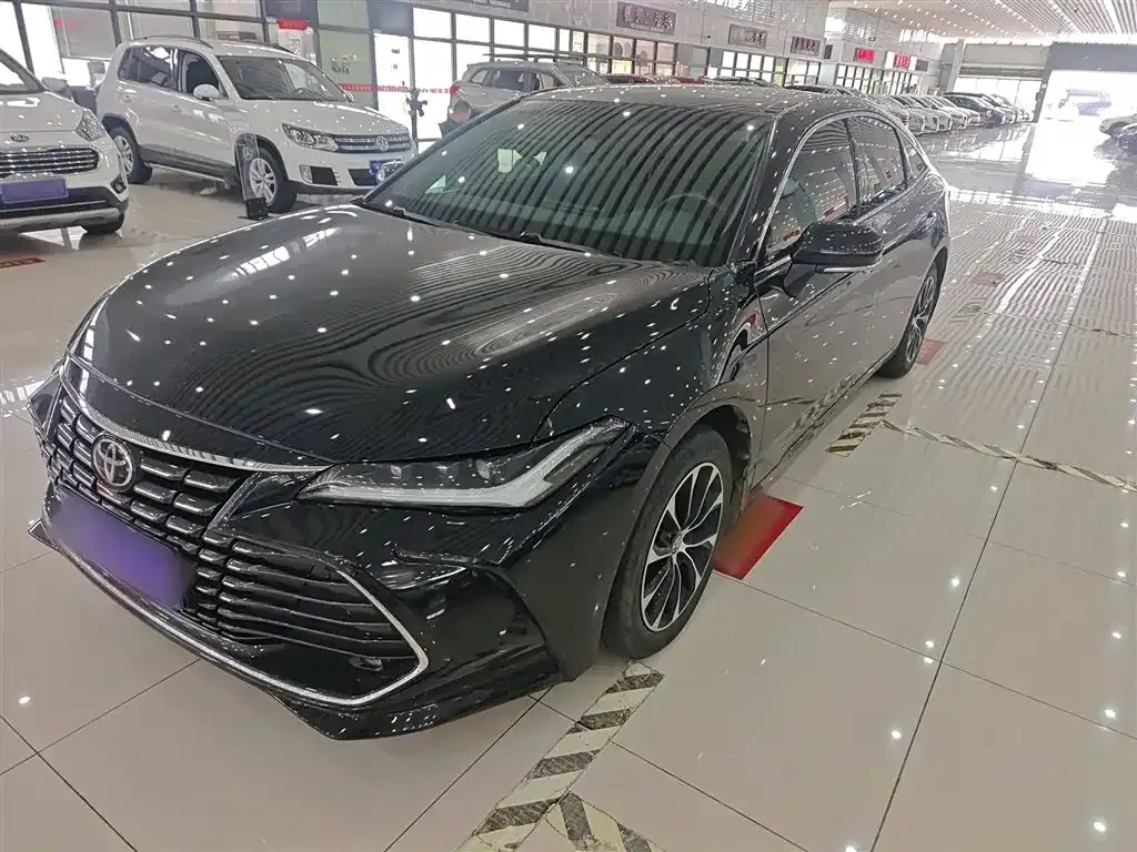 Toyota Avalon 2022 из CN, фото 2