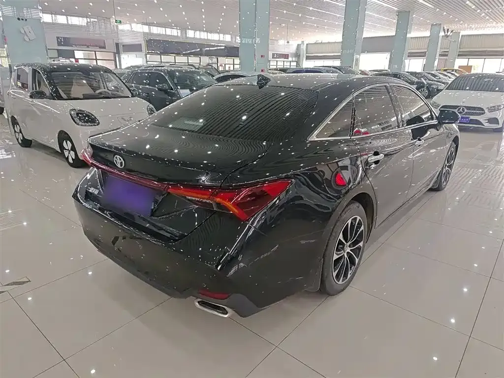Toyota Avalon 2022 из CN, фото 5